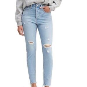 Levi’s Wedgie Skinny Light Wash | W25